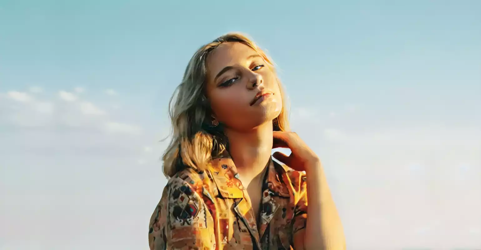 在线人工智能老照片无损修复